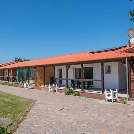 Gutspark Schwarbe Mit Reiterhof - 3 *