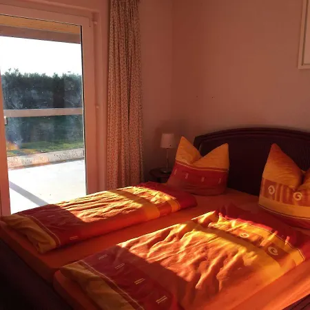 팜스테이 Gutspark Schwarbe Mit Reiterhof - 3 *