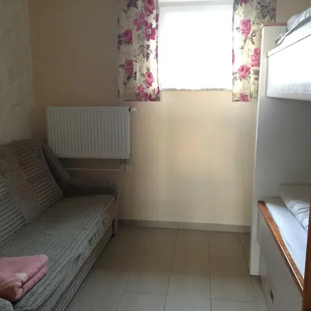 Gutspark Schwarbe Mit Reiterhof - 3 * Mattchow