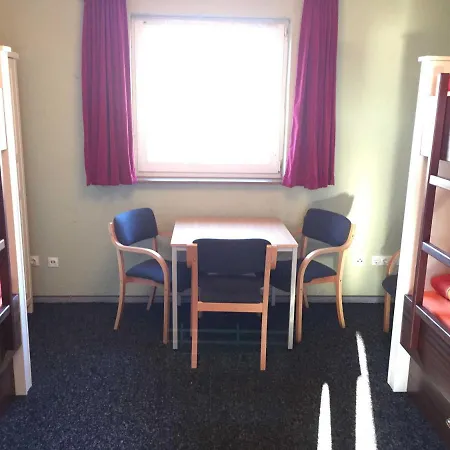 팜스테이 Gutspark Schwarbe Mit Reiterhof - 3 Mattchow