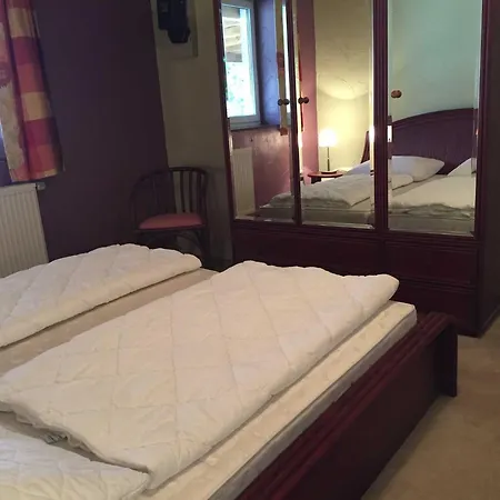 Gutspark Schwarbe Mit Reiterhof - 3 *