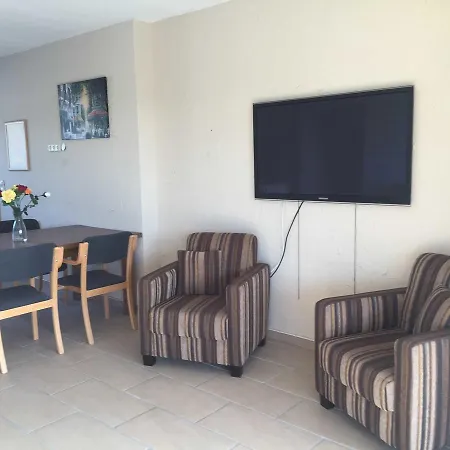 팜스테이 Gutspark Schwarbe Mit Reiterhof - 3 Mattchow